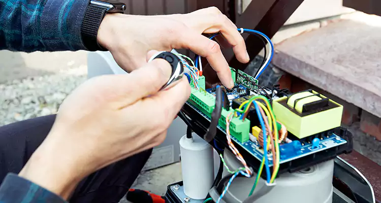 Automatic Driveway Gate Repair in Estero, FL