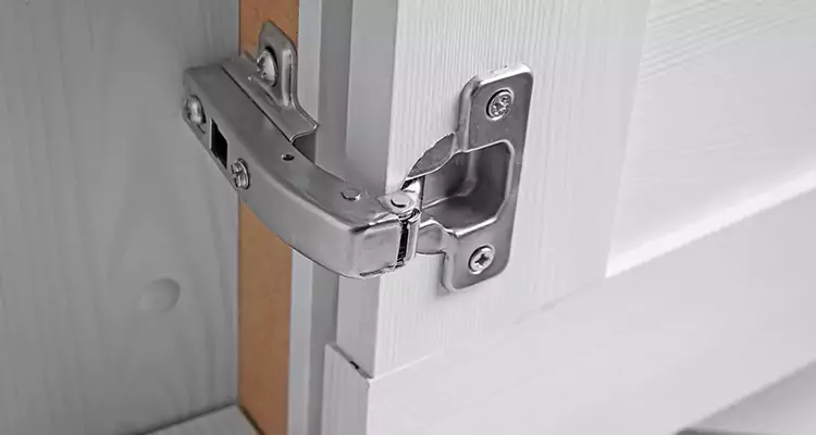 Shower Door Hinge Replacement in Estero, FL