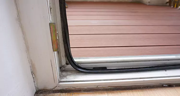 Why Choose Us for Leaking Sliding Glass Door Repair in Estero, FL?