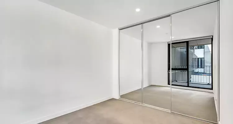 Why Homeowners Choose Us for Sliding Mirror Door Replacement in Estero, FL