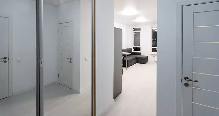 Modern Mirrored Closet Doors Repair in Estero, FL