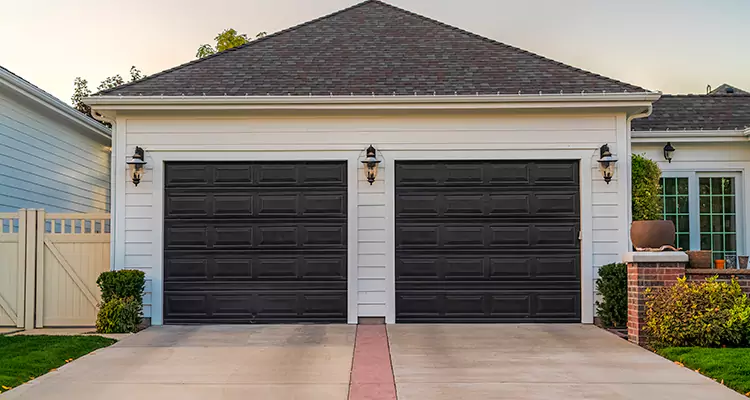 Residential Local Garage Door Repair in Estero, FL